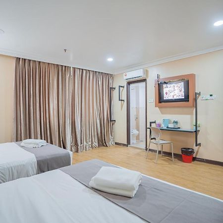Hotel 28 Titiwangsa Куала Лумпур Екстериор снимка